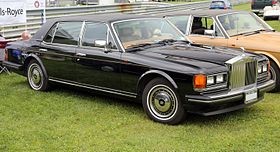 1990 Rolls-Royce Silver Spur II (federalized), Lime Rock.jpg